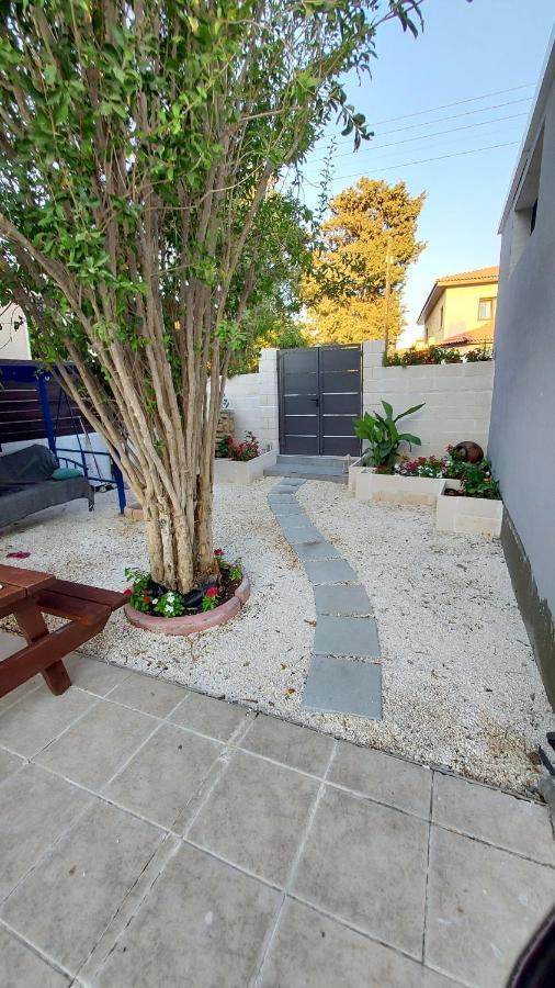 Alekas Pool And Garden Home Paphos Exterior photo